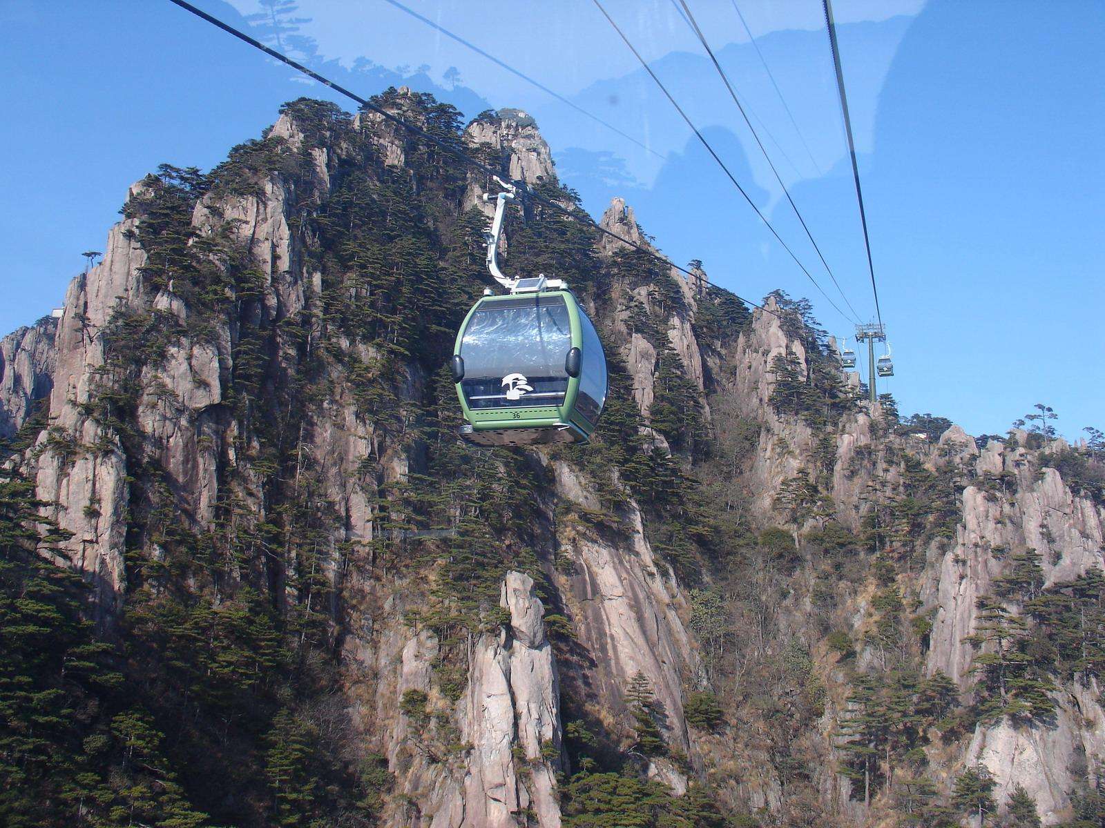 Yungu-Cable-Way-Huangshan